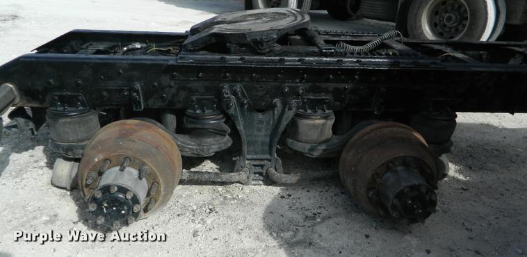 image for item BK9287 2002 Kenworth rear axle and frame