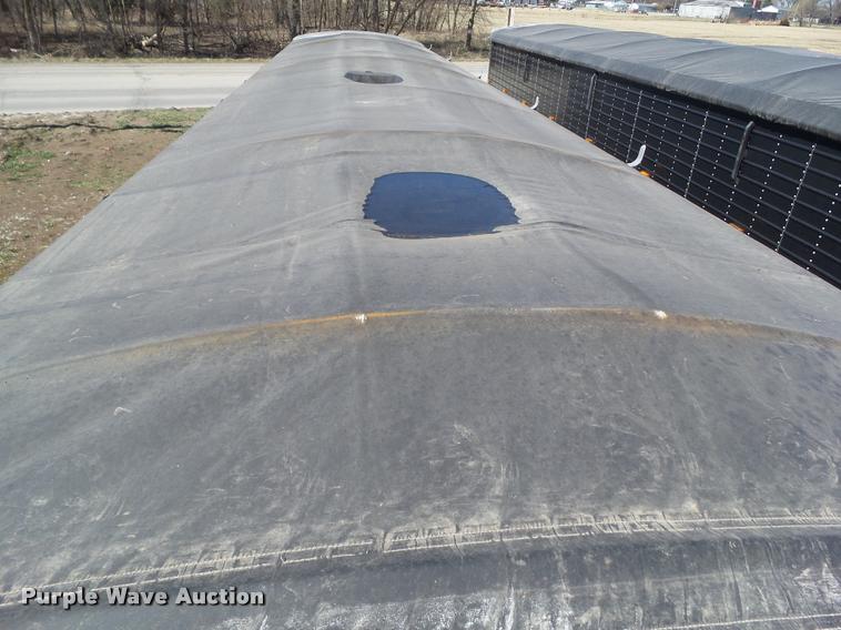 image for item CB9858 2007 Timpte double hopper grain trailer