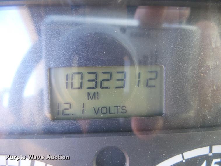 image for item DA0573 2005 Freightliner Columbia semi truck