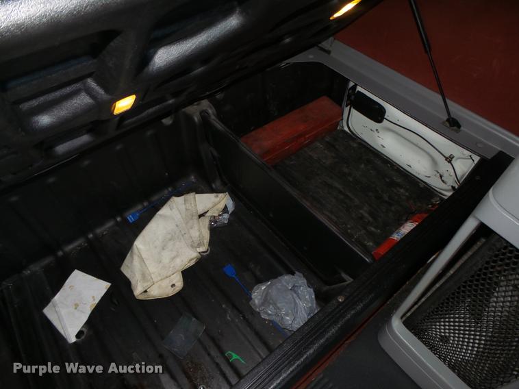 image for item DA0573 2005 Freightliner Columbia semi truck