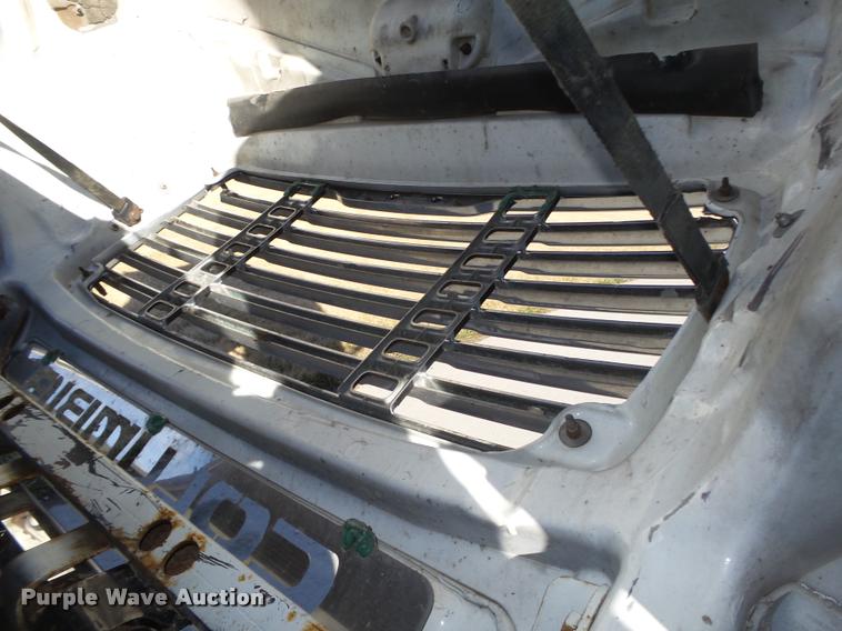 image for item DA0573 2005 Freightliner Columbia semi truck