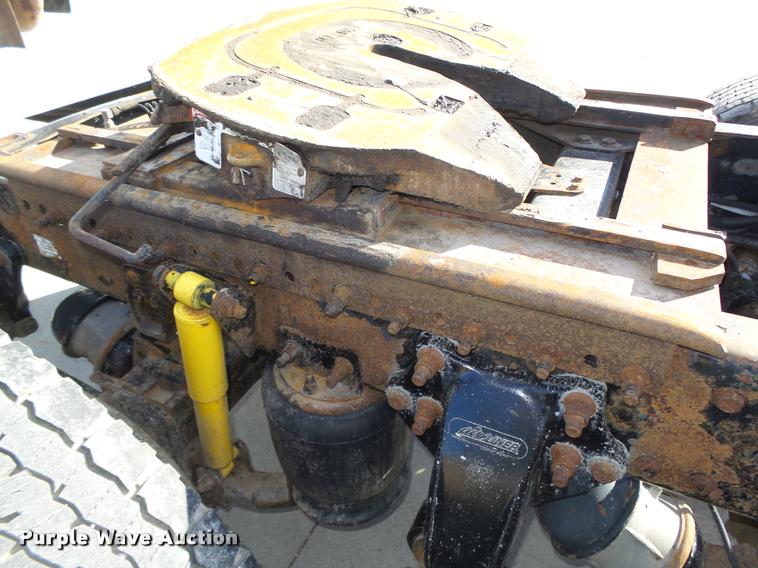 image for item DA0574 2006 Freightliner Columbia semi truck