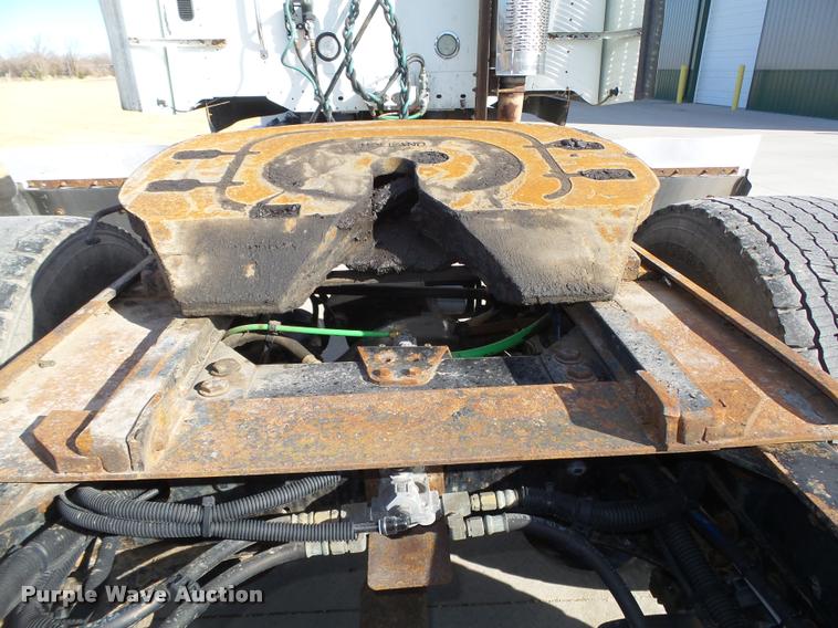 image for item DA0574 2006 Freightliner Columbia semi truck