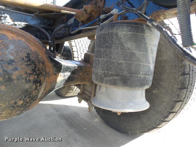 image for item DA0574 2006 Freightliner Columbia semi truck