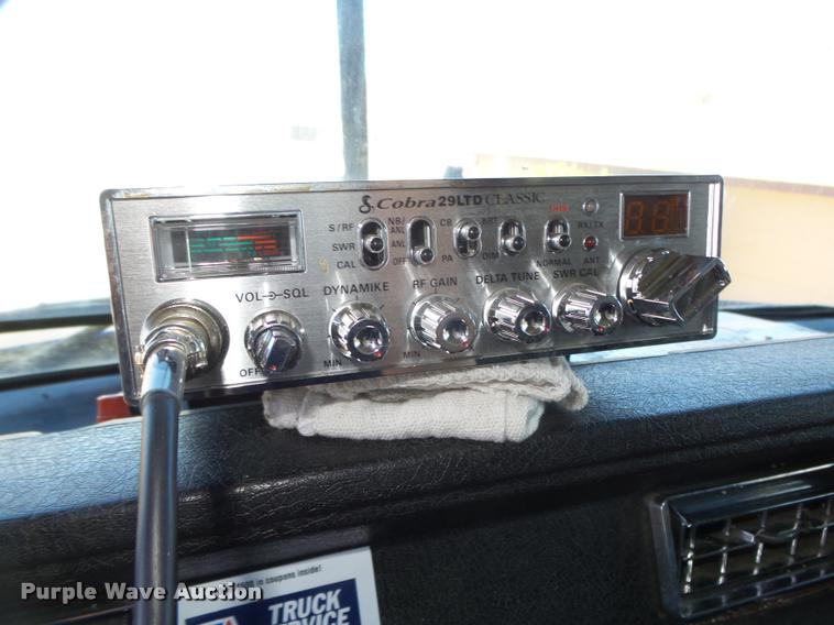 image for item DA0587 2001 Kenworth T600 semi truck