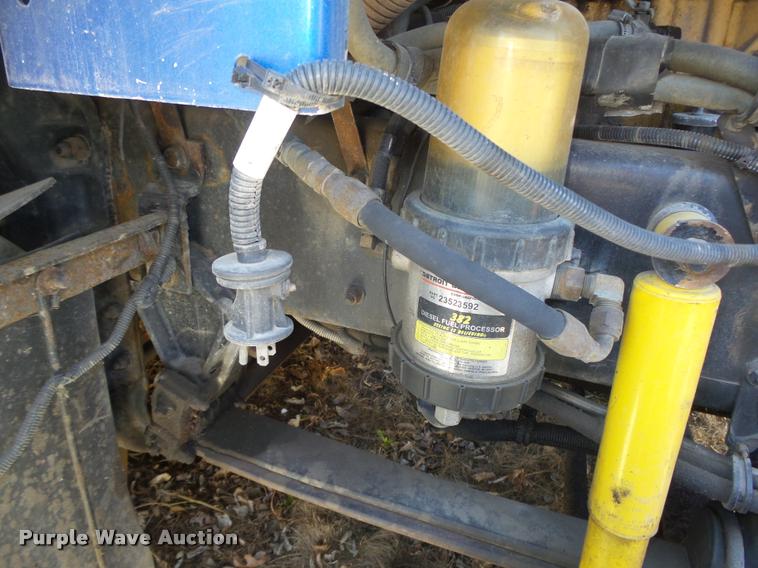 image for item DA0587 2001 Kenworth T600 semi truck