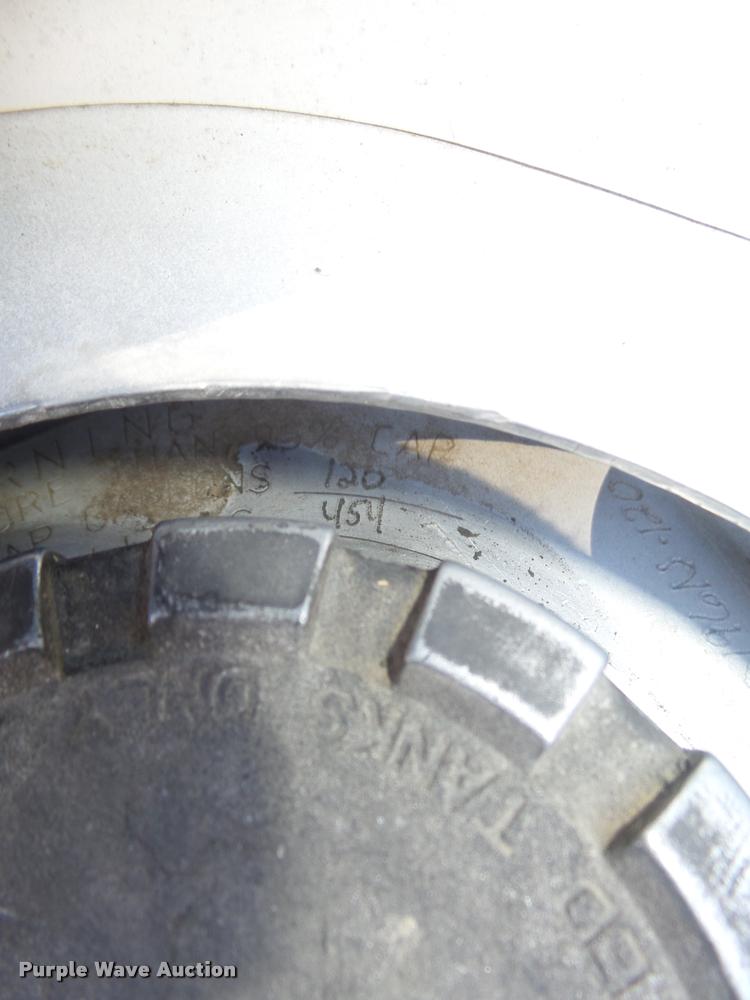 image for item DA0587 2001 Kenworth T600 semi truck