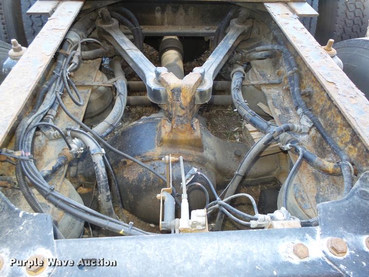 image for item DA0587 2001 Kenworth T600 semi truck