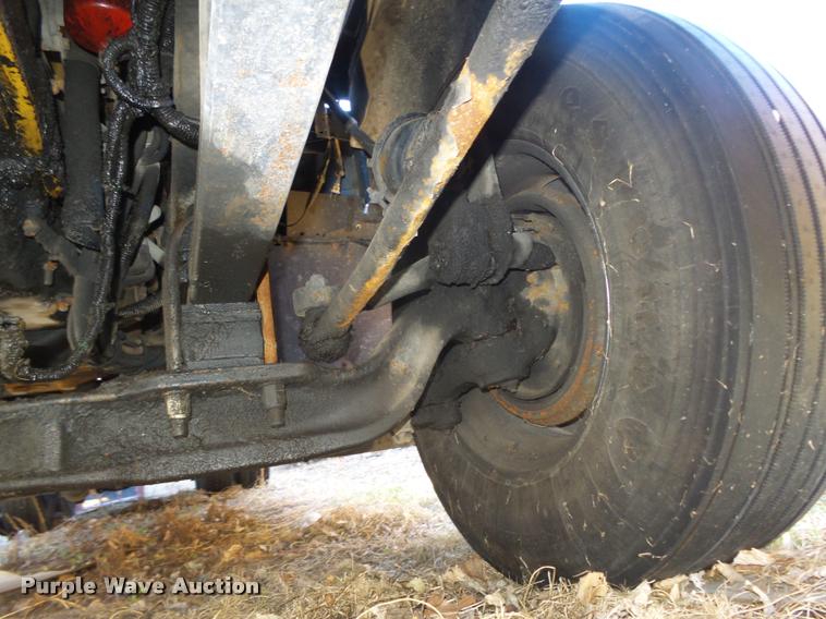 image for item DA0587 2001 Kenworth T600 semi truck