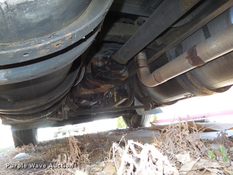 image for item DA0587 2001 Kenworth T600 semi truck