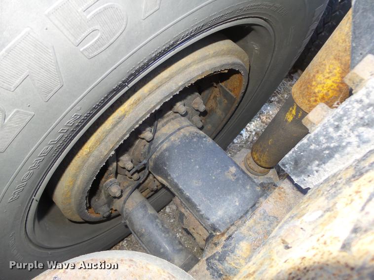 image for item DA0587 2001 Kenworth T600 semi truck