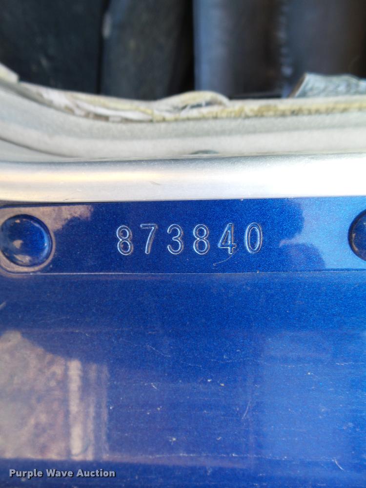 image for item DA0587 2001 Kenworth T600 semi truck