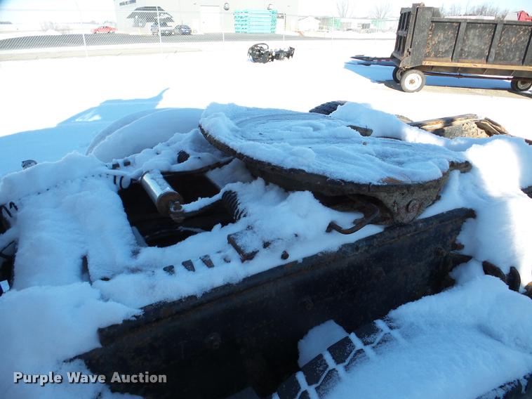 image for item DA1765 1989 Volvo WCM semi truck