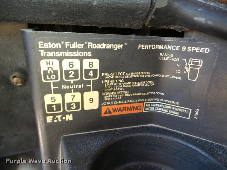 image for item DA1811 1991 Freightliner FLD semi truck