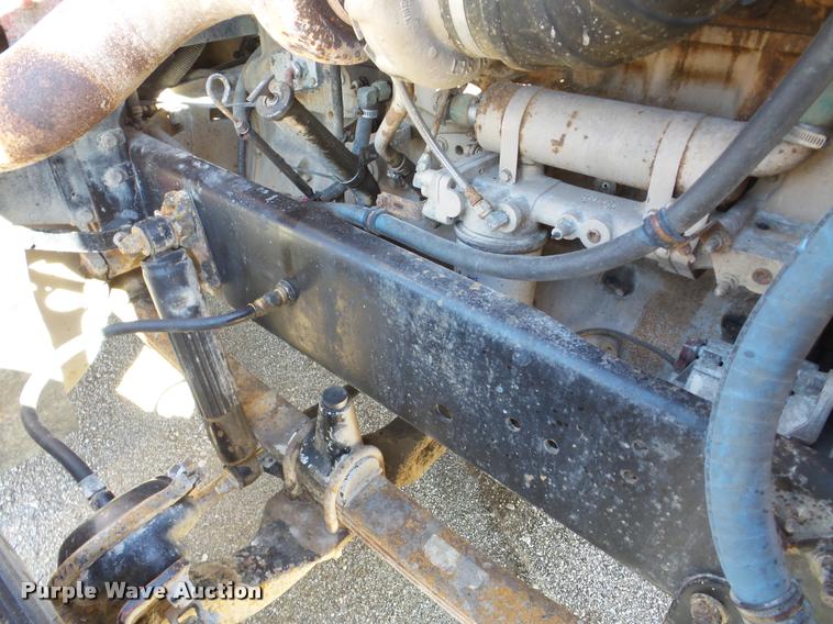 image for item DA1811 1991 Freightliner FLD semi truck