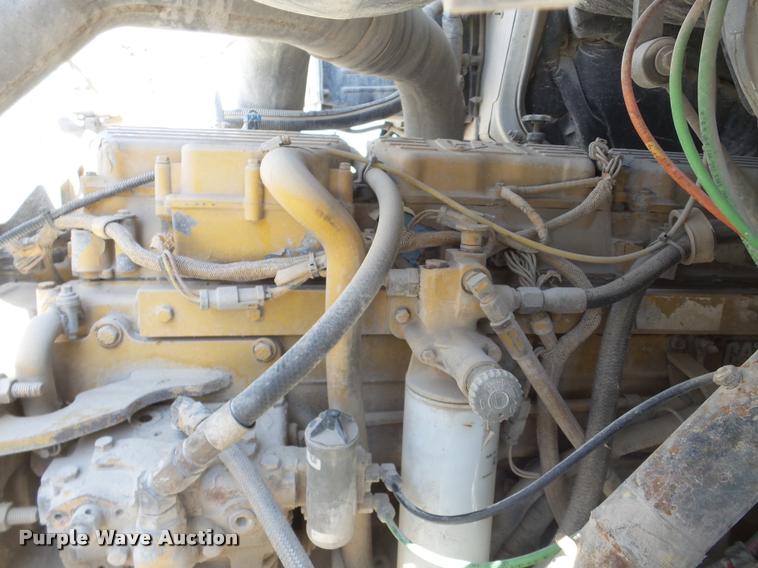 image for item DA7499 1998 Ford AT9513 Aeromax 113 semi truck