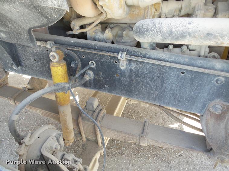 image for item DA7499 1998 Ford AT9513 Aeromax 113 semi truck