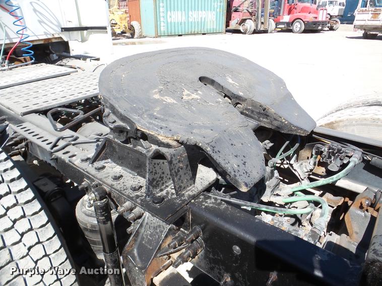 image for item DA7499 1998 Ford AT9513 Aeromax 113 semi truck