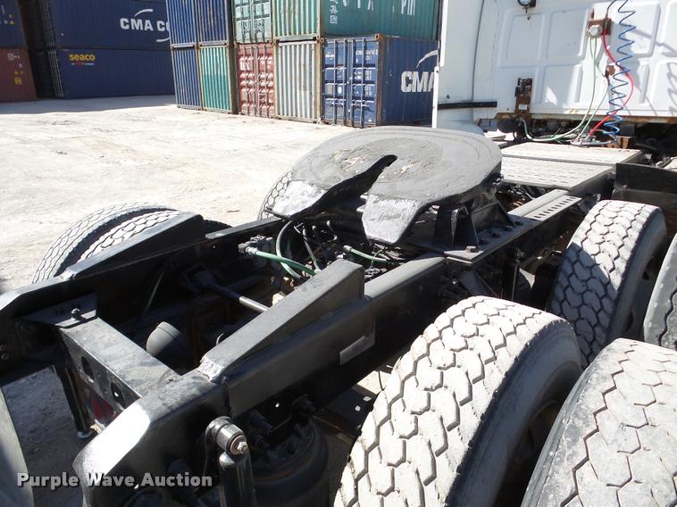 image for item DA7499 1998 Ford AT9513 Aeromax 113 semi truck