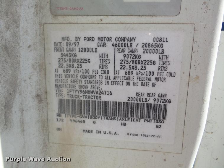 image for item DA7499 1998 Ford AT9513 Aeromax 113 semi truck