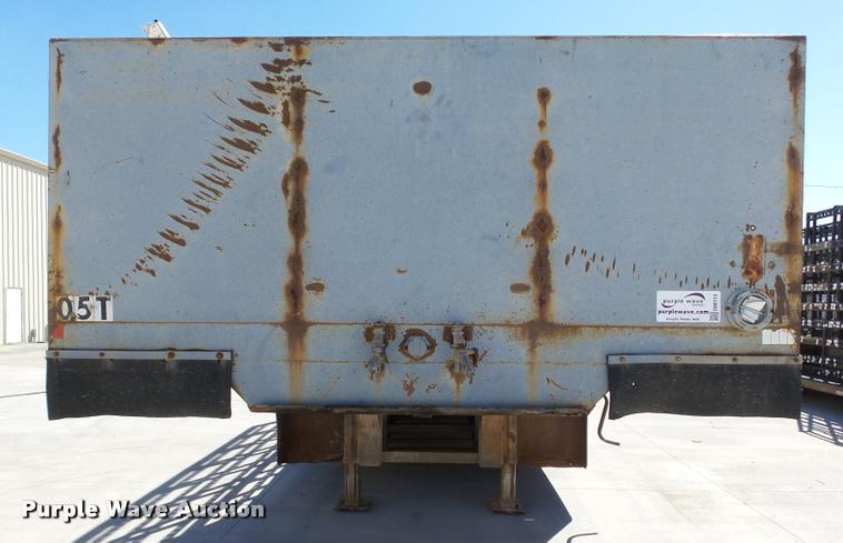 image for item DB0115 1984 Unruh double drop deck glass trailer