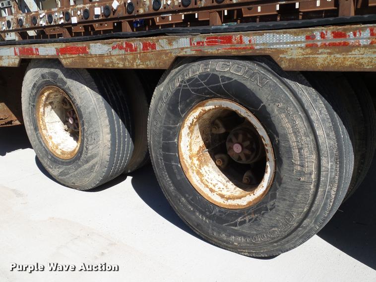 image for item DB0115 1984 Unruh double drop deck glass trailer