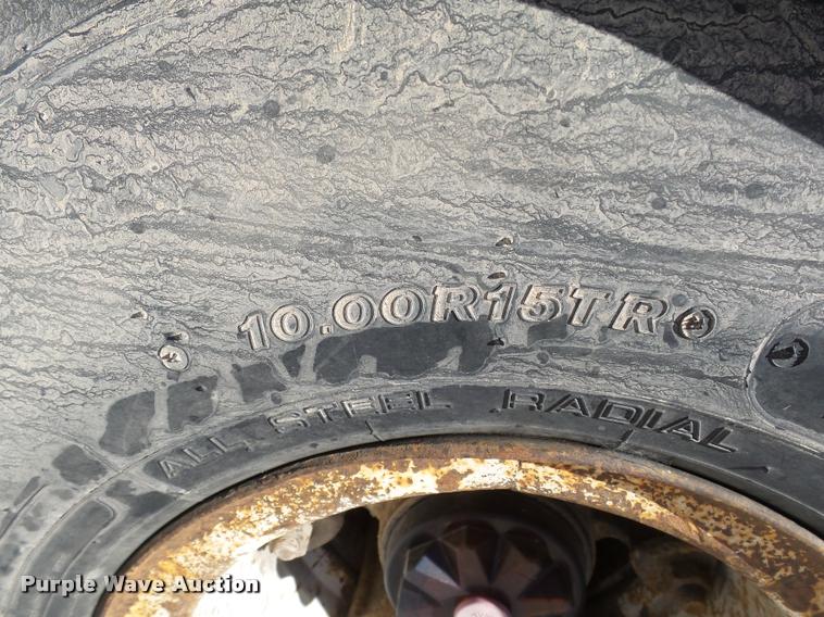 image for item DB0115 1984 Unruh double drop deck glass trailer