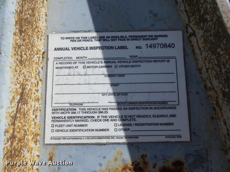 image for item DB0115 1984 Unruh double drop deck glass trailer