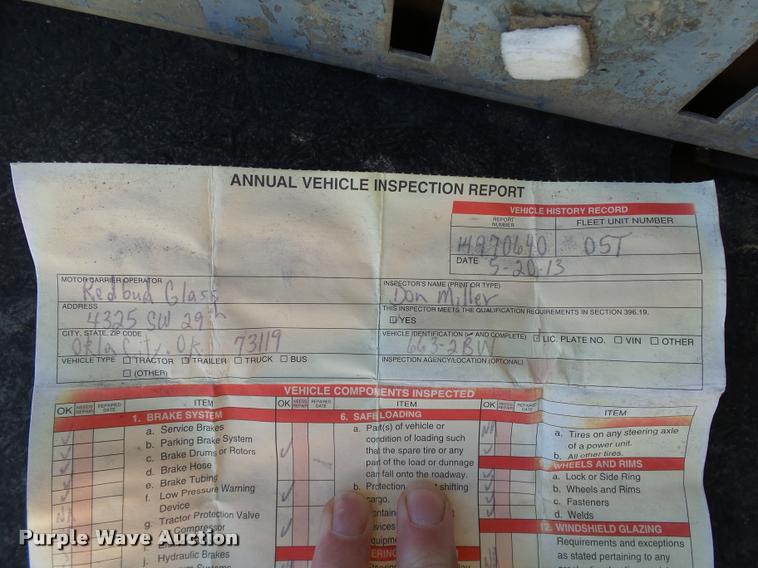 image for item DB0115 1984 Unruh double drop deck glass trailer