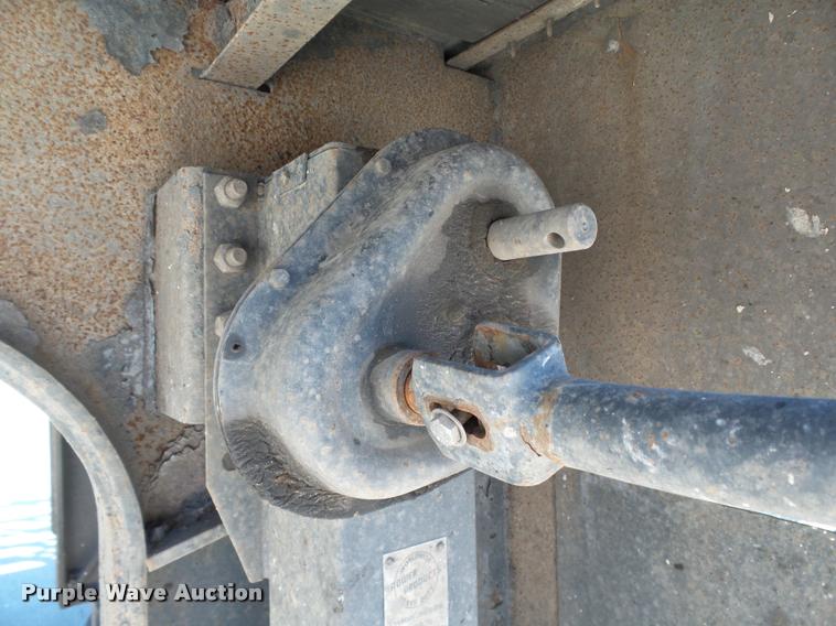 image for item DB0116 2000 Aztec double drop deck glass trailer