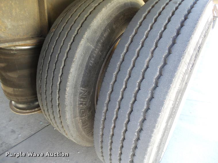 image for item DB0116 2000 Aztec double drop deck glass trailer