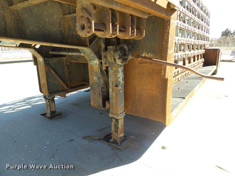 image for item DB0117 1988 Fruehauf double drop deck glass trailer