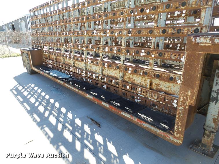 image for item DB0117 1988 Fruehauf double drop deck glass trailer