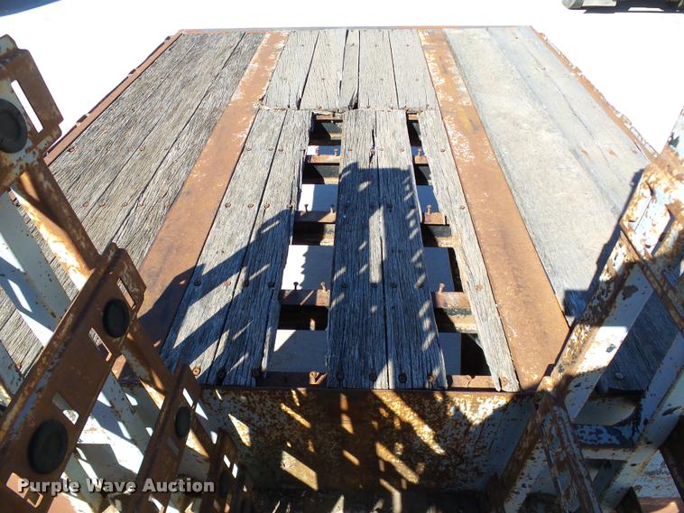 image for item DB0117 1988 Fruehauf double drop deck glass trailer