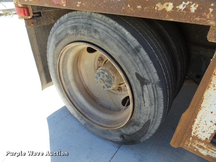 image for item DB0117 1988 Fruehauf double drop deck glass trailer