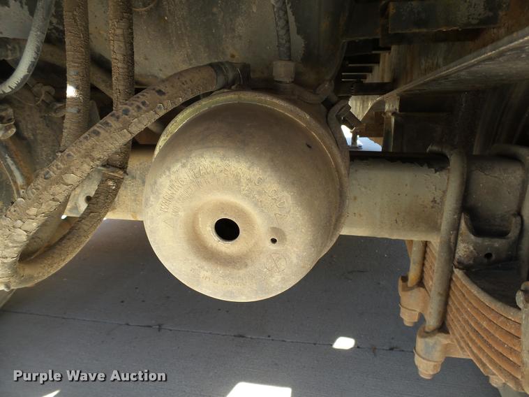 image for item DB0117 1988 Fruehauf double drop deck glass trailer