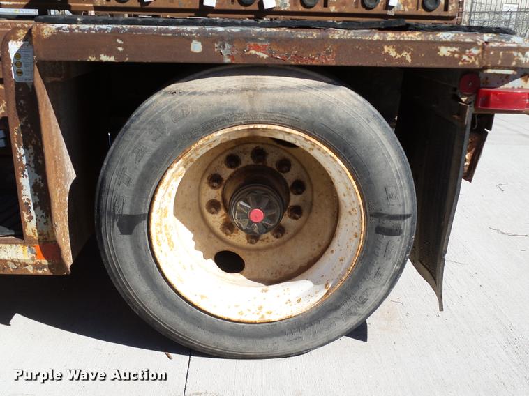 image for item DB0117 1988 Fruehauf double drop deck glass trailer