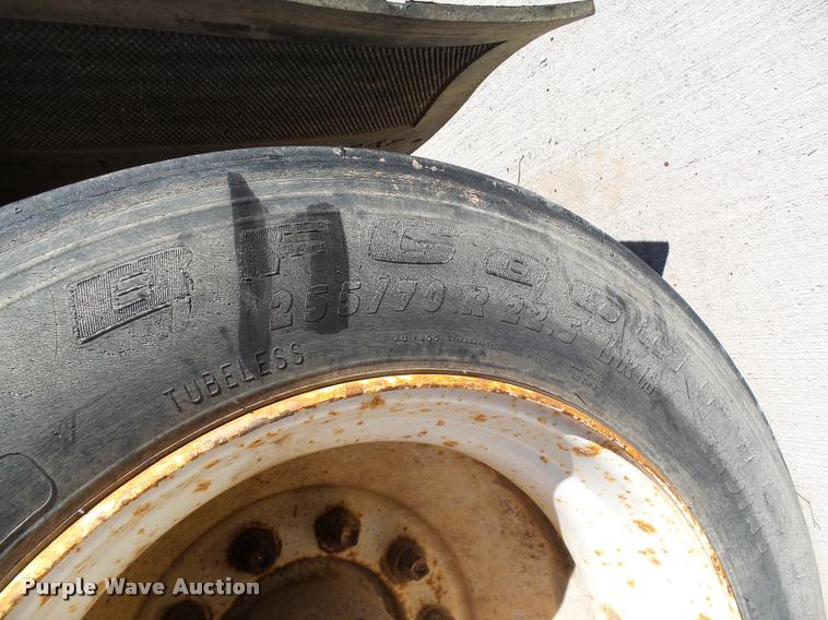 image for item DB0118 1988 Fruehauf SD65-31-96 double drop deck glass trailer