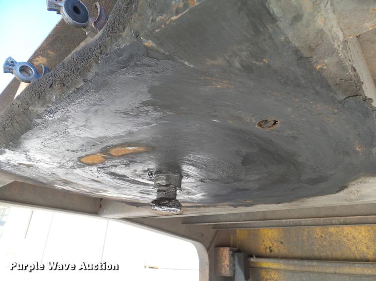 image for item DB0119 1998 XL Specialized XL80PGD drop deck trailer