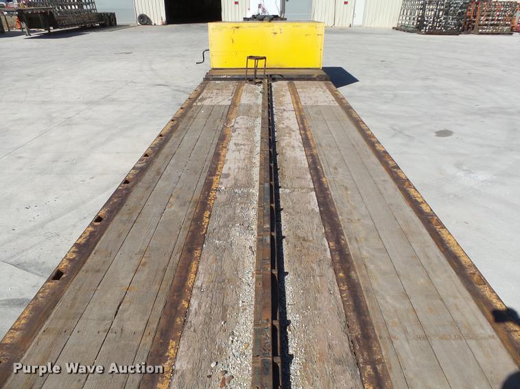 image for item DB0119 1998 XL Specialized XL80PGD drop deck trailer