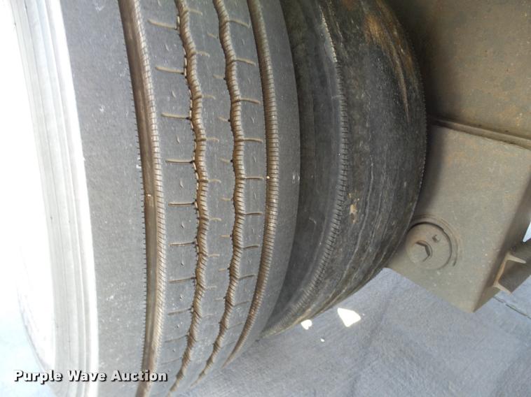 image for item DB0119 1998 XL Specialized XL80PGD drop deck trailer