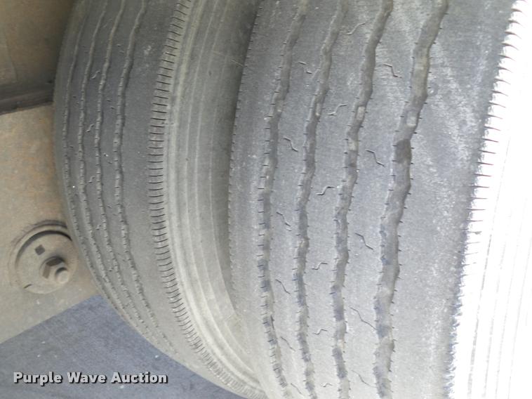 image for item DB0119 1998 XL Specialized XL80PGD drop deck trailer