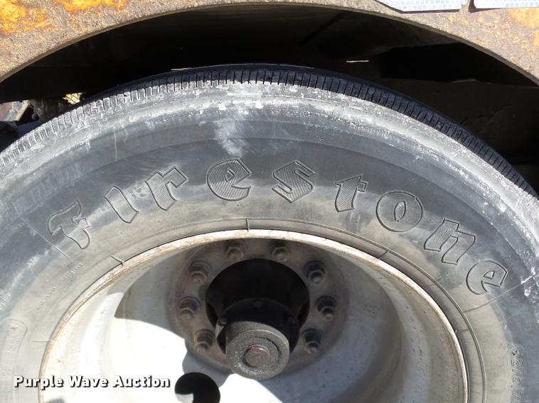 image for item DB0119 1998 XL Specialized XL80PGD drop deck trailer