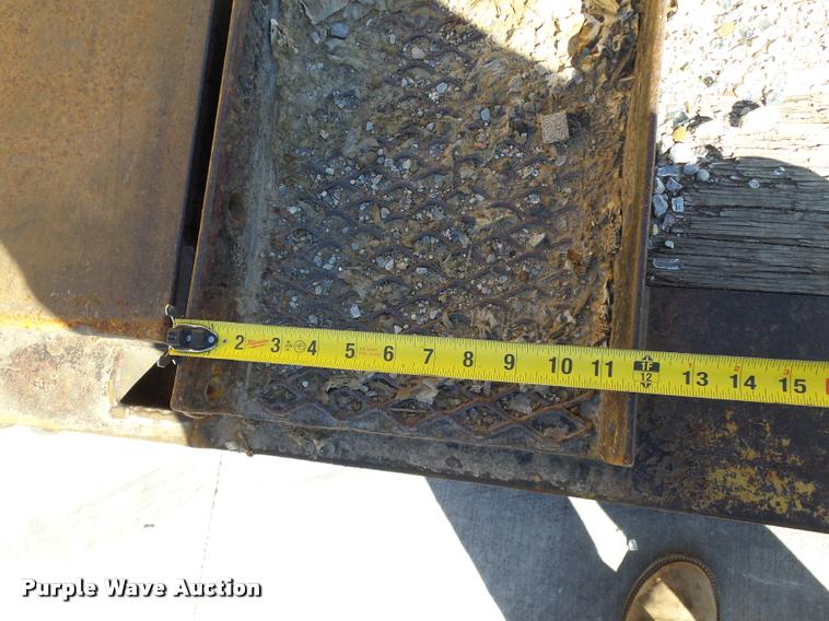 image for item DB0119 1998 XL Specialized XL80PGD drop deck trailer