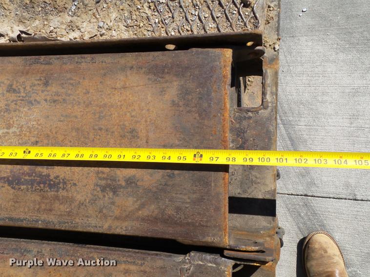 image for item DB0119 1998 XL Specialized XL80PGD drop deck trailer