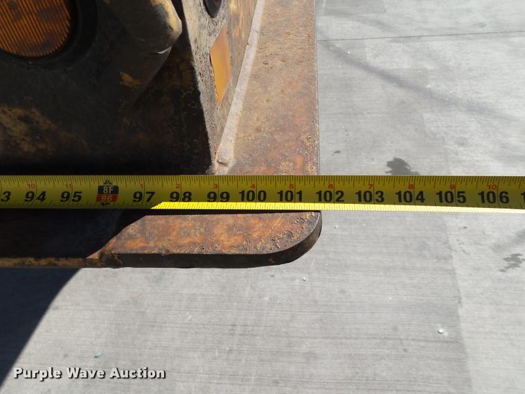 image for item DB0119 1998 XL Specialized XL80PGD drop deck trailer