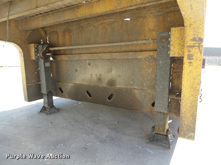 image for item DB0120 1996 XL Specialized XL70PGD double drop deck trailer