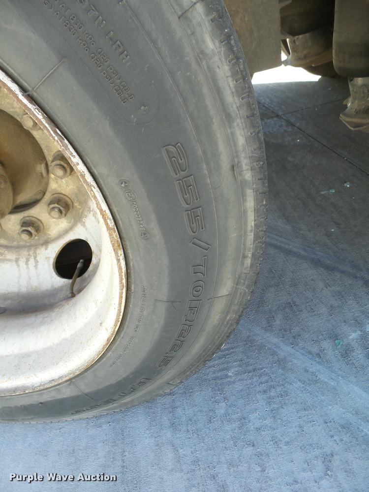 image for item DB0120 1996 XL Specialized XL70PGD double drop deck trailer