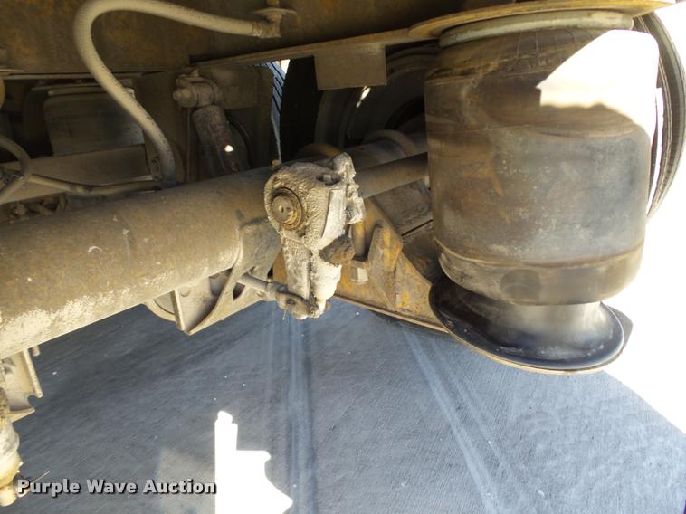 image for item DB0120 1996 XL Specialized XL70PGD double drop deck trailer