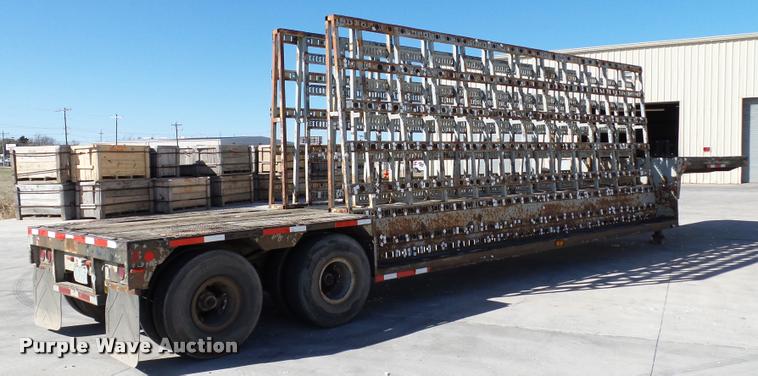 image for item DB0121 1979 Fontaine double drop deck glass trailer